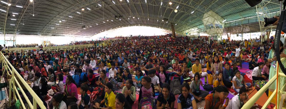 Children_Teens's tweet photo. Today the world is going to witness the gathering of 5000+ super intuitive children of age 5 to 18 with @SriSri in @BangaloreAshram #PrajnaUtsav2018 on this auspicious event of #GandhiJayanti https://t.co/OOYILmYcq3