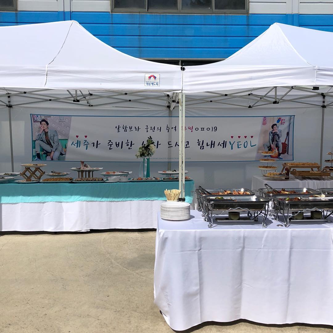 YeolmaeClub's tweet photo. More photos from the staff on-set! 

#CHANYEOL #찬열 #EXO #EXOCOMINGSOON https://t.co/kPeoXagwsb