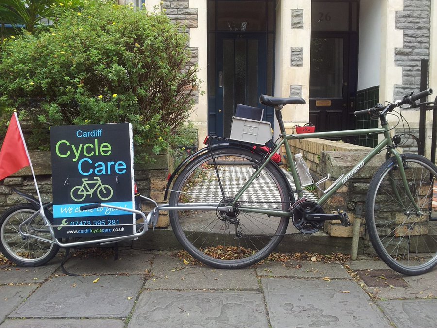 20 000 people now know this bike was stolen.
Good work!
There are not many bikes this colour, so if you see a green bike, do a double take.
20 000 people is a big gang, so lets gang up on bike theft.
This city has a problem, but we can change that.