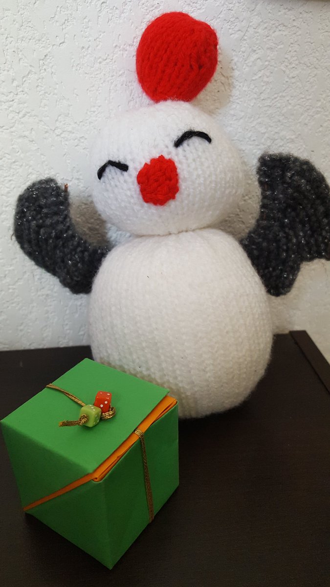 RedAliceCreas's tweet photo. Super surprise dans ma boîte aux lettres ce midi ! Un grand merci à @streamahina , ça me touche énormément ♡ https://t.co/CYX0qG0uHR