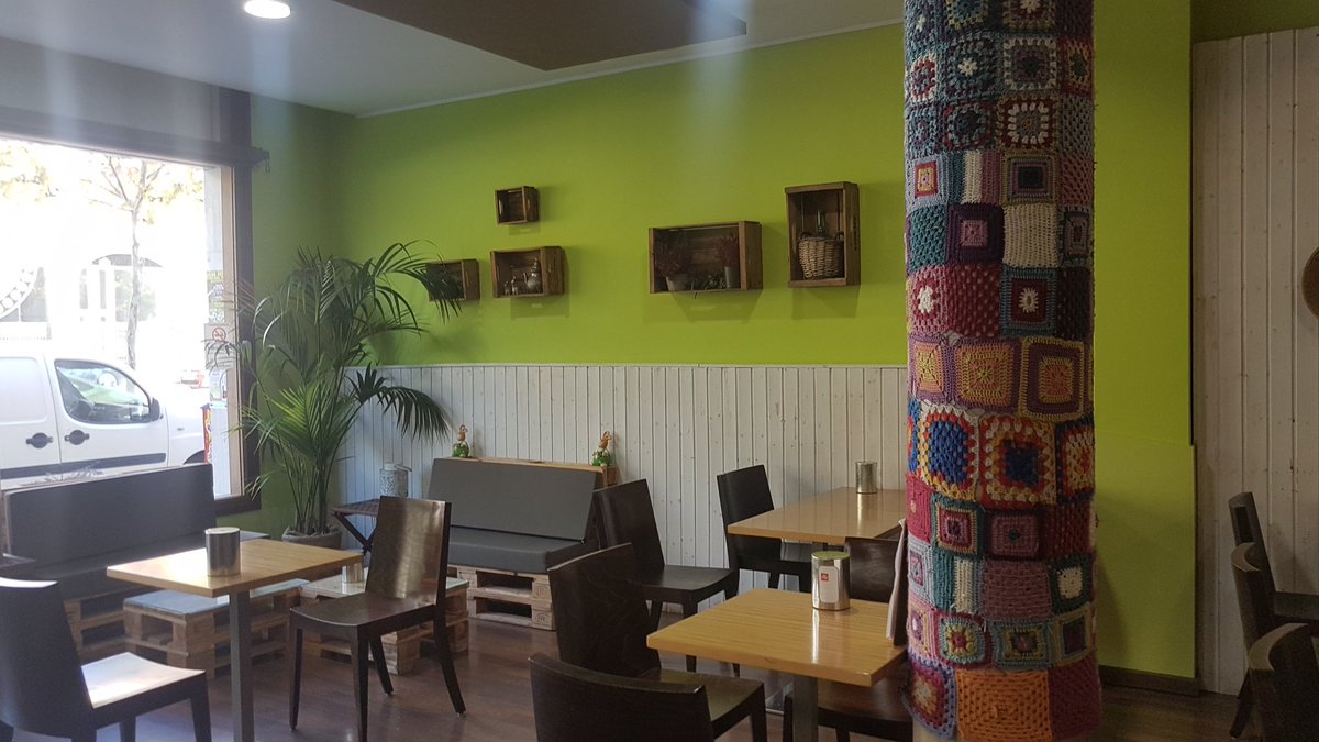 marioravazzolo's tweet photo. Si estas en #SantQuirze del #Valles puedes #degustar un #cafe #espresso @illyESP en Rambla Lluís Companys 14c en Pa amb Xocolata. ¡Qué disfrutéis! #SantQuirzeValles #Paambxocolata #degustacion #cafeilly #expresso #illy https://t.co/HJ1IphzqcJ