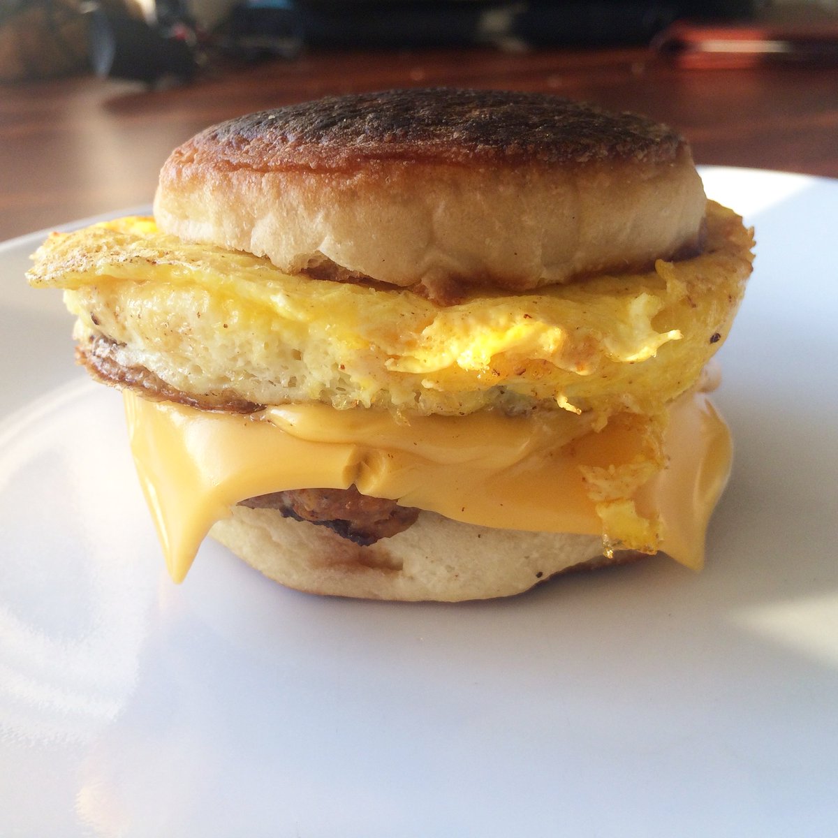 No need to drop by the coffee shop this morning when you can make your own breakfast sandwich from home easily! Sausage, bacon, egg and cheese topped with an English muffin, it's a classic! 

RECIPE >> youtu.be/DEJBJISlZEI 

#RecipeOfTheDay #recipeblog #Cooking #foodblog #food