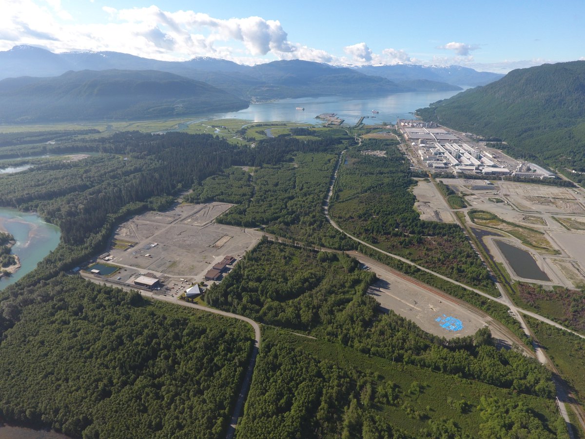 Fluor joint venture to design and build LNG Canada @lngcanada project #LNG4Canada bit.ly/2y6mZAu