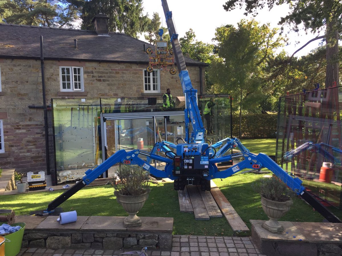 morelightglass's tweet photo. #newprojectstarted #glassinstall #glassbox #openyourspace #morelightglassdesign #lookingamazing #cantwaittoseefinished #excited https://t.co/FPzMNFBpcQ