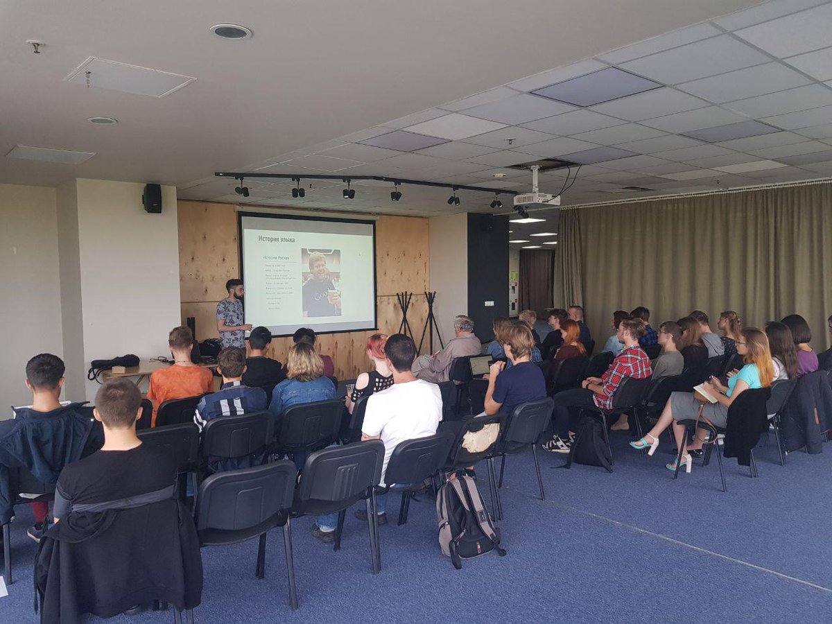 FogstreamOrg's tweet image. Ура!Мы запустили курсы Python во Владивостоке, в @dvfufefu и совсем скоро мы проведем их для жителей Хабаровска!Ждем всех желающих!