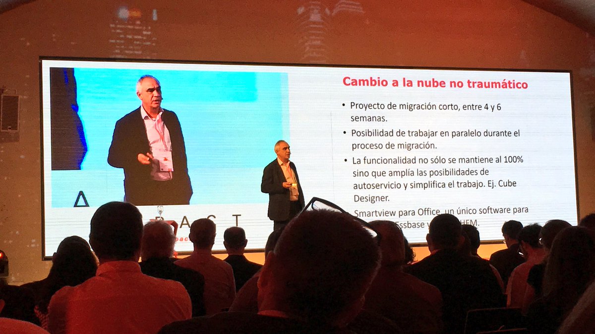 madclimber's tweet image. Escuchando en #OracleImpactSP con ávidez a mi ex-compañero Julio Collado, CIO de Prisa, el relato del avance hacia los microservicios que envisionamos y bocetamos en el equipo por entonces. Nuevas herramientas han crecido, como el #SoftwareAutónomo, que ha acelerado el éxito