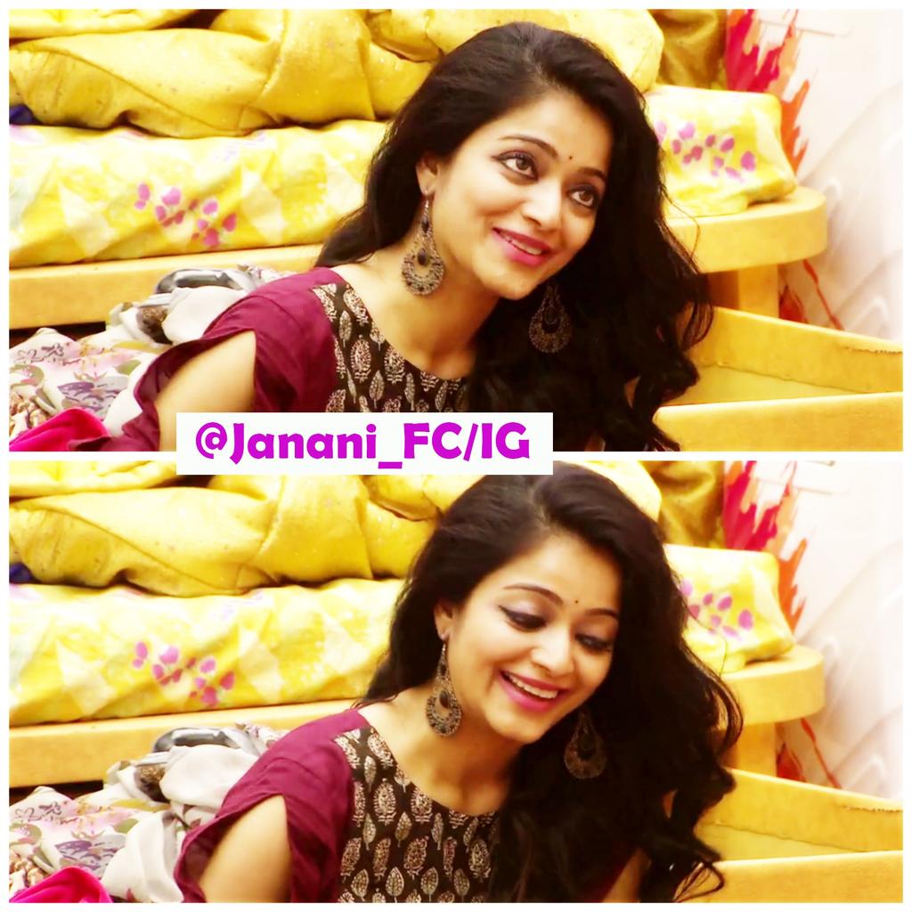 sr_vasi_45's tweet photo. Real WINNER cutieee @jan_iyer 😍😍😍 @MyAngel_Janani @janani__Army @JananiIyerCutie @Janani_FC https://t.co/r0stt8eHtZ