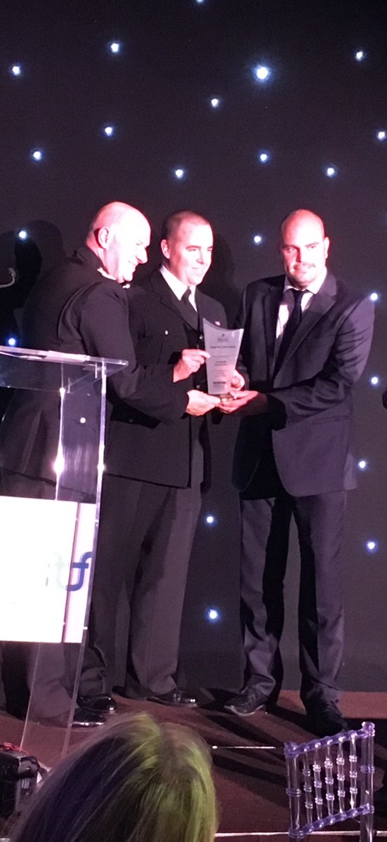 MerseyPolice's tweet photo. We recognised police officers and staff for their dedication, professionalism and commitment to serving the communities of #Merseyside at an award ceremony in #Liverpool last night. #CFA2018 Read all about the winners here: https://t.co/gFfWftGaVX https://t.co/3usTPjXkR9