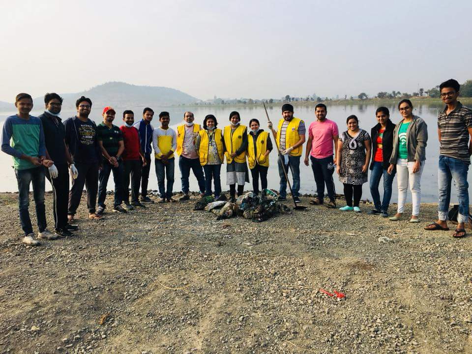Letscleanamt's tweet photo. Remembering #MahatmaGandhi #Chatritalao #Lionsclub amravati premium & premium Queens #SHS2018 @SwachhBharatGov @SunilPDeshmukh @swachhindia @ppotepatil @narendramodi @swachhbharat @Sahabhag @nitin_gadkari @PMOIndia @Dev_Fadnavis @HardeepSPuri @CMOMaharashtra @Ranjitpatil_Mos https://t.co/3Ewwsla8C4