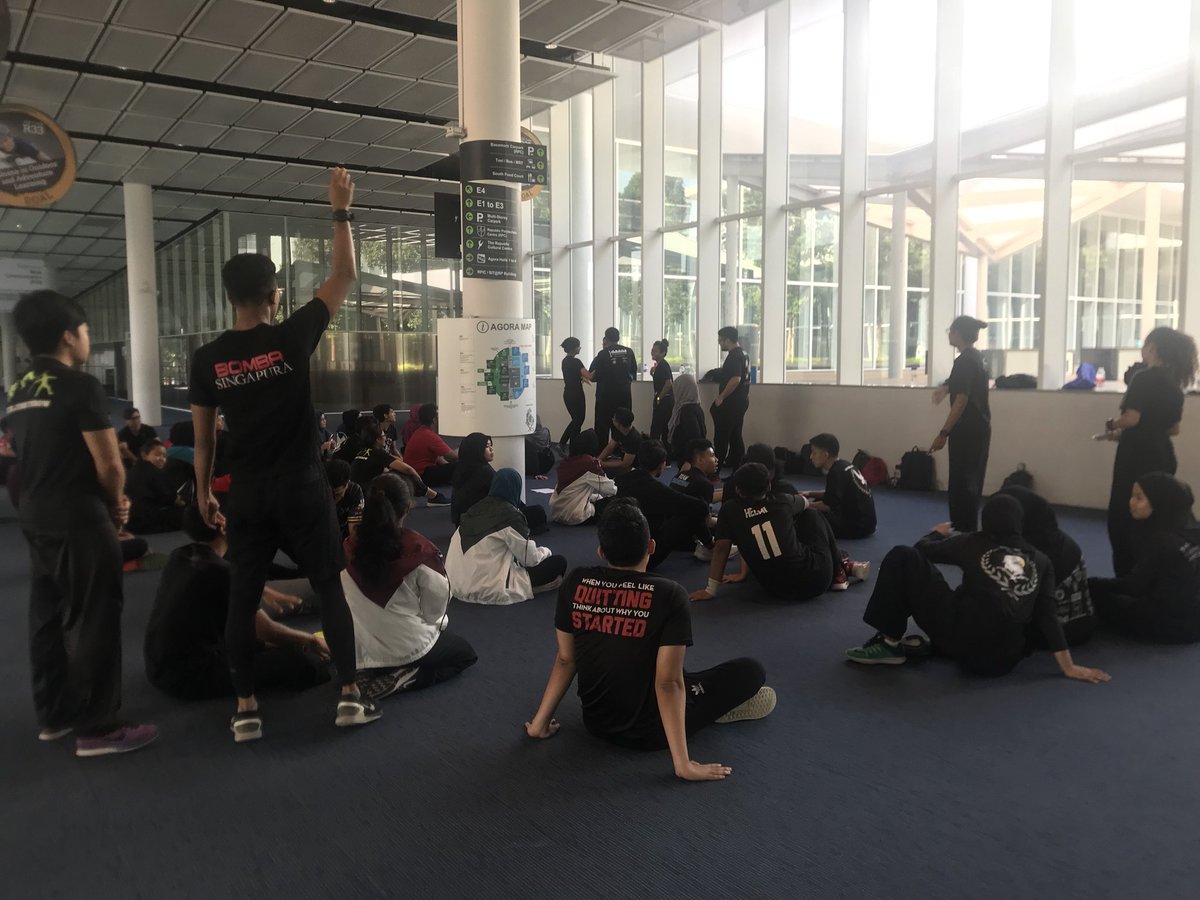 rpsilatteam's tweet photo. we are now preparing for training after a fun filled morning of playing games 🤙🏻☺️♥️

#rpsilatteam #rpselatra #ftylb #SELATRACAMP18 https://t.co/hgYyuqUG63