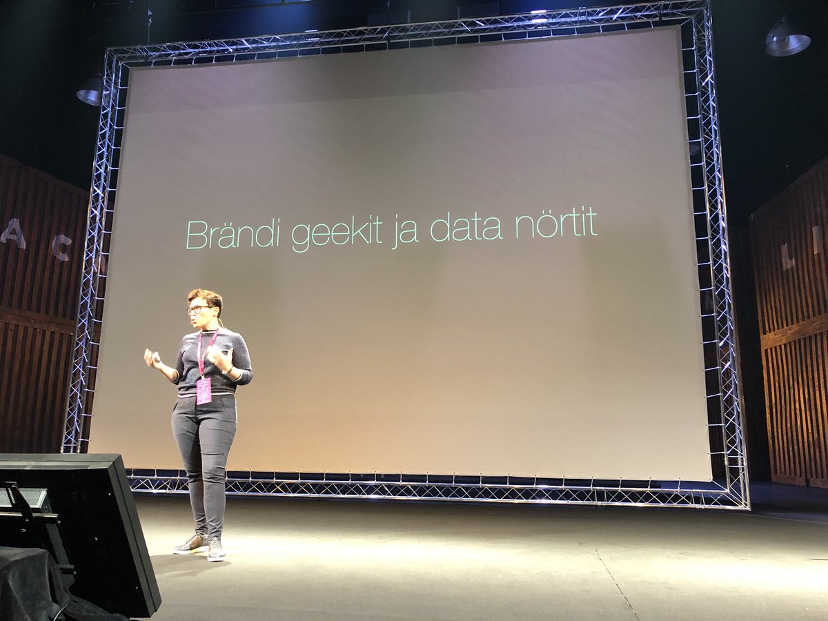 Mahtava puheenvuoro luovien sisältöjen ja teknologian käytöstä asiakkaan arjen helpottamiseksi Saara Taalakselta. 💎 #northernglow