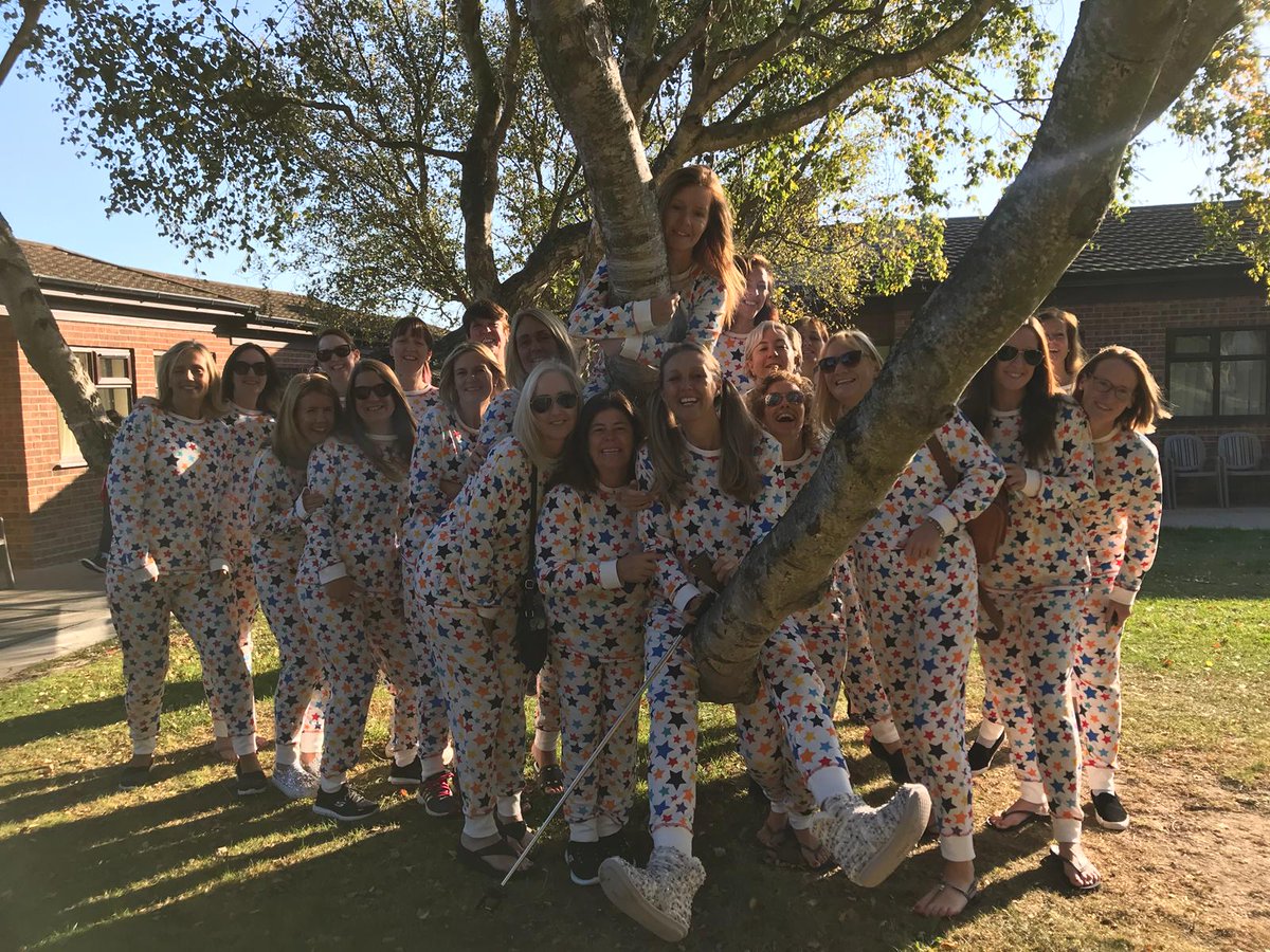 boothb6565's tweet photo. @AlderHey @AlderHeyCharity 21 ladies rocking your PJ's
@PottersResorts thank you @Matalan https://t.co/Zy6pHBvmMJ
