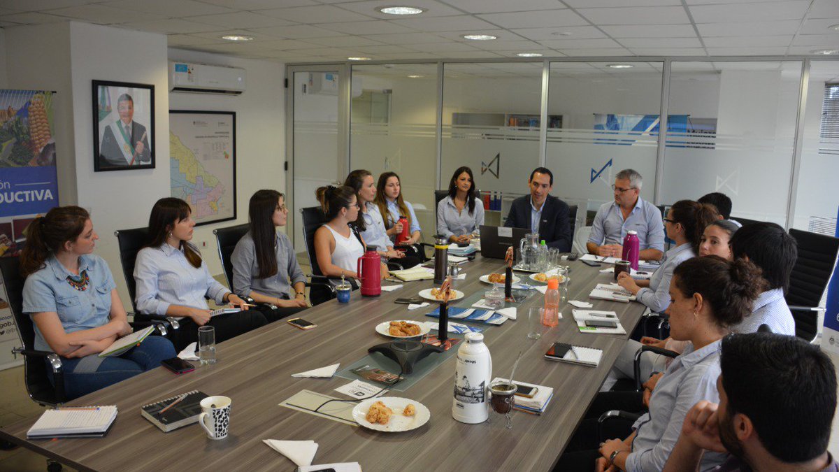 🔧#ReuniónSemanal
ℹAcuerdoProductivoℹBAPINℹPlanBelgranoℹEtanolℹPPPℹSASℹCAFℹFONPLATAℹBIDℹBIRℹFFFFIRℹComercioExteriorℹPuertosℹGasℹUCARℹUNOPSℹRiegoProdℹEnergíaRenovableℹRutasℹPuentesℹPresupuesto2019ℹMesaProductivaℹCasaProducciónChaco

<a href="/domingopeppo/">Domingo Peppo</a> 
<a href="/OcampoAlc/">Cristian Ocampo</a>