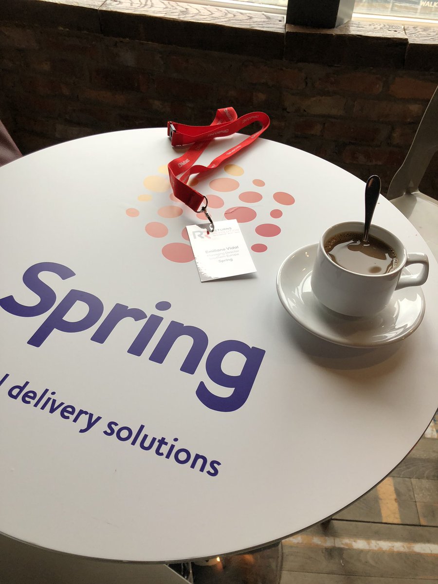 CristinaGGS's tweet image. At the Returns Revolution conference by @ReBOUNDreturns. Amazing view  #skyloft #london #TRRC18