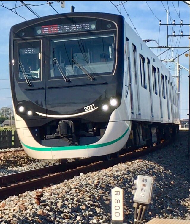 masa4244's tweet photo. 東急2020系の中央林間駅からの東武線直通が昨日から始まりました☺️ #東武日光線 #南栗橋
#2021F #2022F https://t.co/FmePUnyQpc