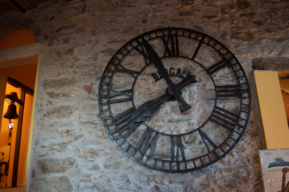 ideedituttounpo's tweet photo. E il museo dell'Orologio di Tovo San giacomo? Orologi e meccanismi per torri camparie del Sig. Bergallo, che ha lasciato tutto in mano al Sig. Sergio che ora restaura e colleziona pezzi unici #ad @CIMAFoundation  #Interreg #lamialiguria #Ecostrim @EcoStrim @LiguriaOnLine https://t.co/NVJCdRUhEC