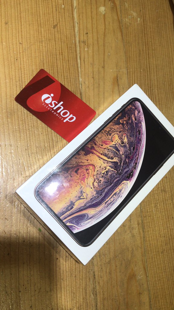 Ishopelectronix's tweet photo. IPHONE XS MAX 256GB factory unlocked @Ghc7600
#iphonexs #iphonexsmax #apple #iphone #ishop #istore #ishopelectronics #Ghana https://t.co/eA9Q4UcA4N