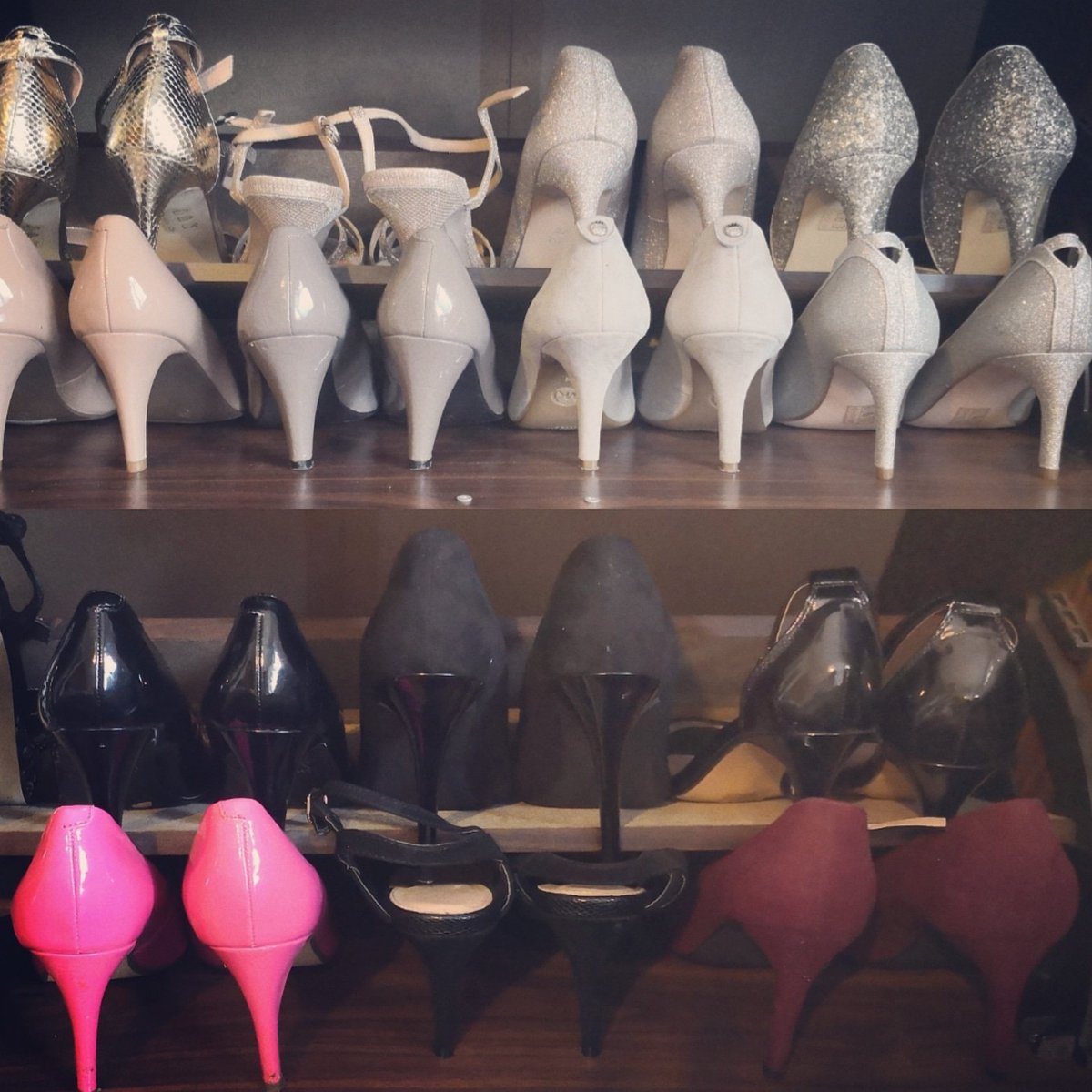 Sapphistar's tweet photo. The satisfying feeling of colour coordinating your heels 😍
#timeoffwellspent

#heels #colourcorrection #nevertoomanyshoes https://t.co/XRJVQx9tNU