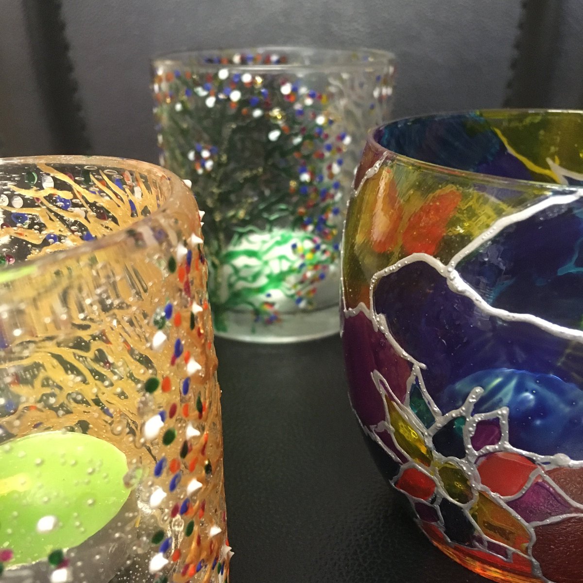 daffodilgallery's tweet photo. Tea light holders by Christine Findlay. £6.25 each. #Christmas #gifts  #Carlisle #Cumbria https://t.co/msItXLivZI
