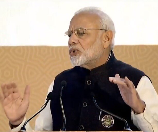 drharshvardhan's tweet image. The relevance of #MahatmaGandhi is being understood greater now. If we had followed his ideals of simple &amp;amp; #SustainableLiving, we could have avoided #EnvironmentalDisasters leading to loss of precious human life, like in #Kerala or #Indonesia. @PMOIndia, @moefcc, @moesgoi