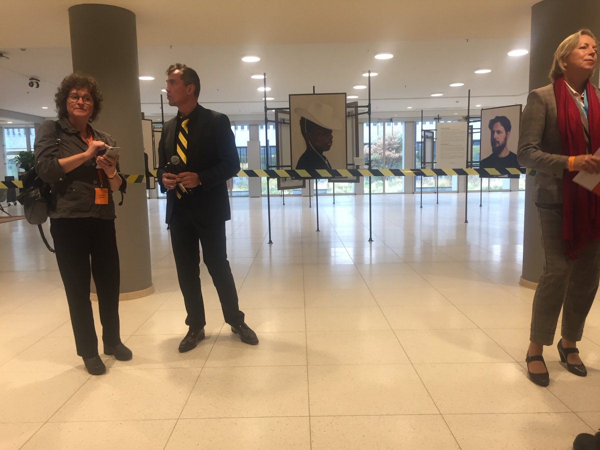 tobiasgroenland's tweet image. Getting ready #hackershandshake ⁦@HackersHands⁩ ⁦@Cvthof⁩ ⁦@ncsc_nl⁩