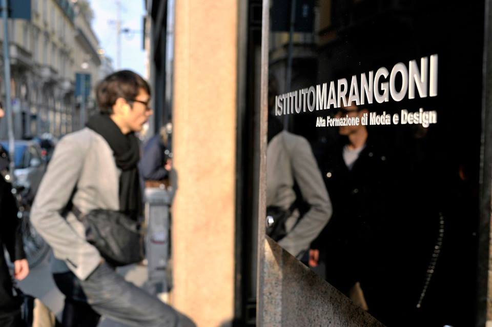 EsdenBS's tweet photo. Si estudias el #MBA #Master Global en Dirección Empresas #Moda, puedes cursar una semana opcional en @marangonischool 🇮🇹, una de las escuelas de diseño de moda + importantes del mundo. No te quedes sin tu plaza. Para + info: https://t.co/K7LpUKqg8i #esdenmoda #esdenMBA https://t.co/AIoQOEGp8Q
