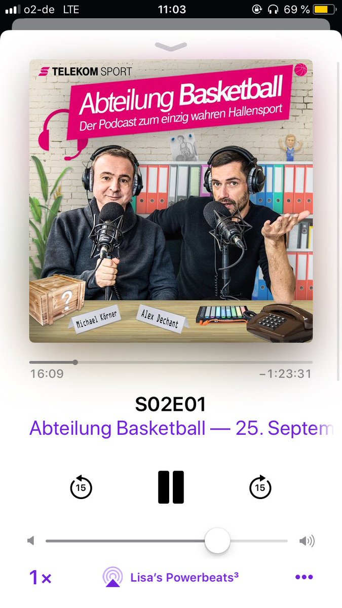 LisaRamuschkat's tweet photo. Coole Runde mit @AntonGavel25! 👏🏼 #Thinxpool #telekomsport #easycreditbbl https://t.co/zvPOXzvKW8
