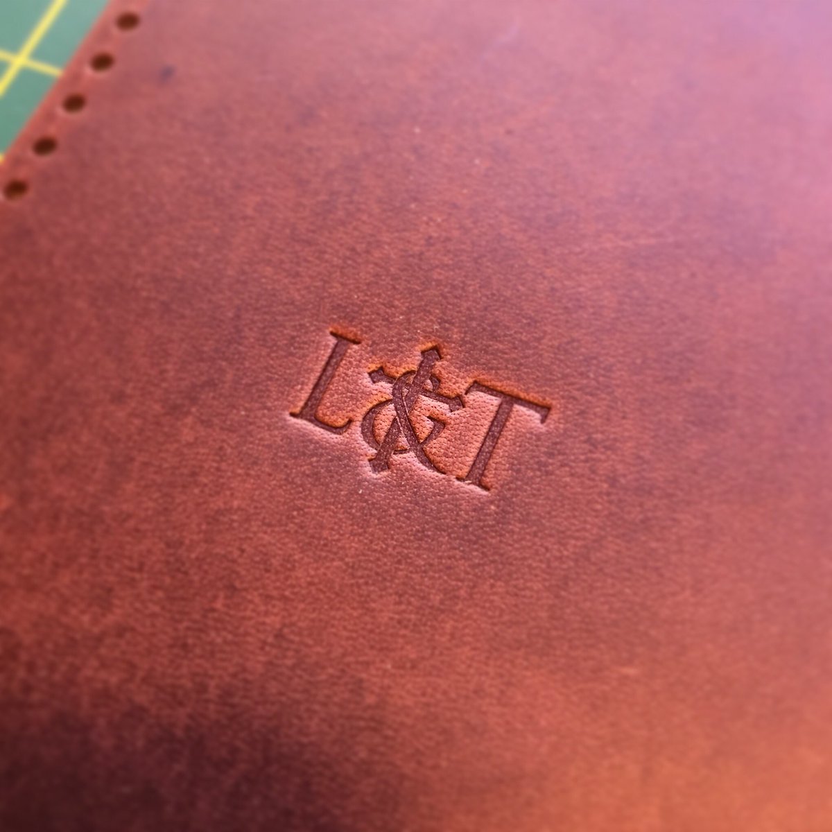 Leather_Thread's tweet photo. New leather, old designs. Coming soon. #leatherandthread #handmade #leather #wallet #cardholder #purse #belt #accessories #leathercraft #leathergoods #british #artisan #womensfashion #mensfashion #fashion #edc #gift #giftsforhim #giftsforher #giftideas https://t.co/zZRsmuxKZh