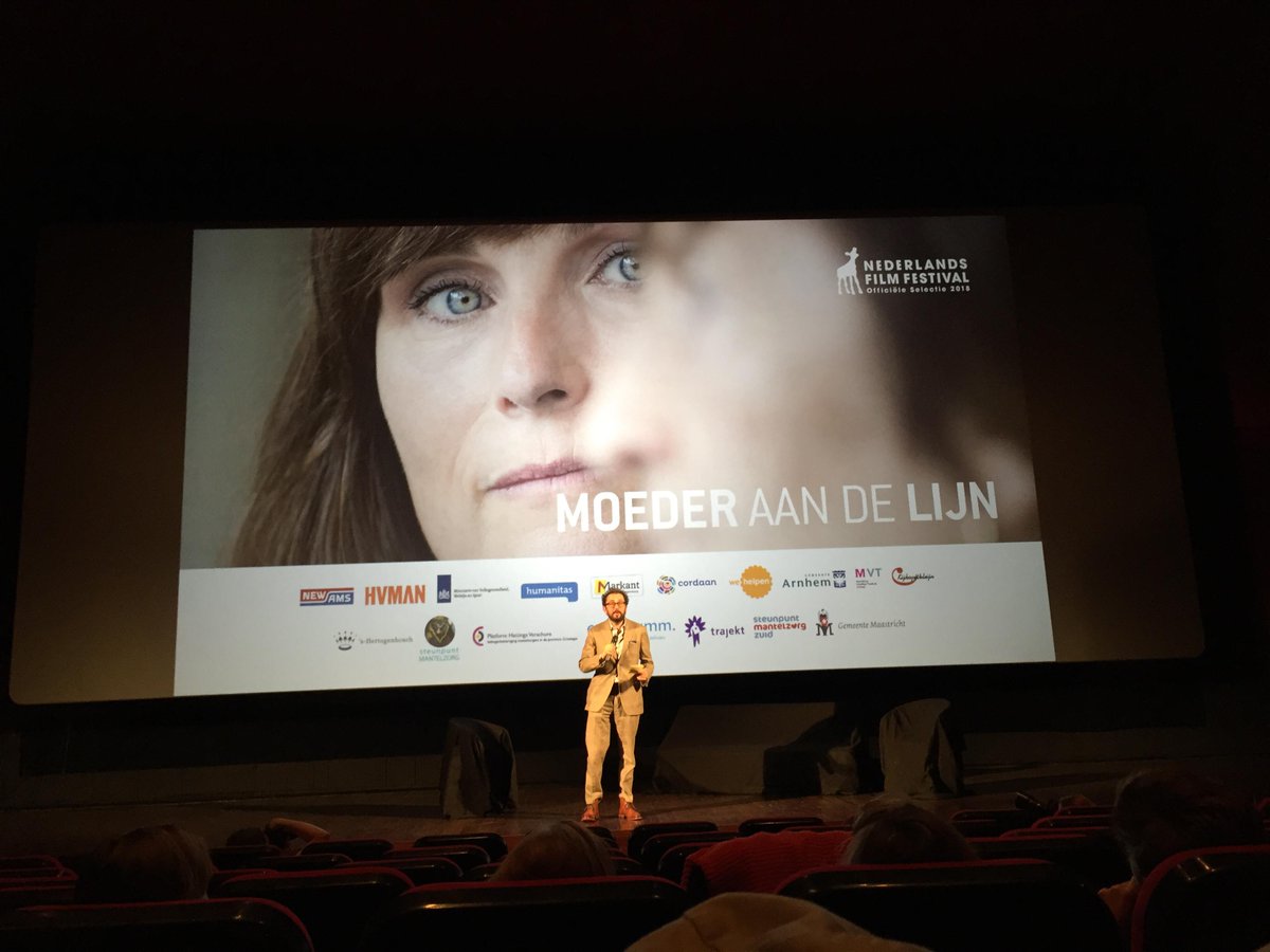 nellekekoop's tweet photo. Wat een mooi premiere feest van #moederaandelijn! dankbaar en trots op iedereen die aan deze film heeft meegewerkt! #human #NFF2018 https://t.co/44iVf0wipr