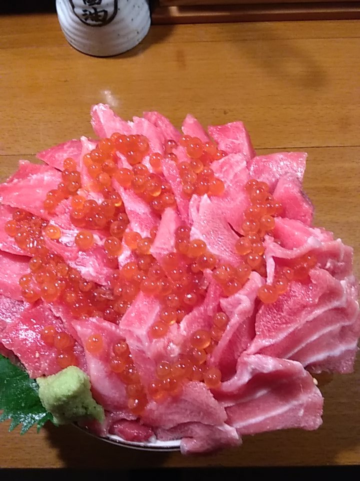 立川おでん食べ放題と海鮮丼の店 Monroe Ar Twitter 只今より まぐろ倍増させて頂きます 当店のまぐろは天然本まぐろ 中とろイクラ丼も天然本まぐろ中とろを倍増させて頂きます 海鮮タワー丼も只今より倍増 全ての海鮮丼はまぐろ2倍と させて頂きます マジ急げ