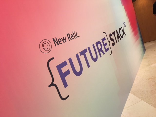 mgreyUK's tweet image. ...and we&apos;re off, with @NewRelic #FutureStack @KingsPlace #London. Full house and great stories from @LEGO_Group to kick us off #LiveBrandStorytelling #ChallengeEverything