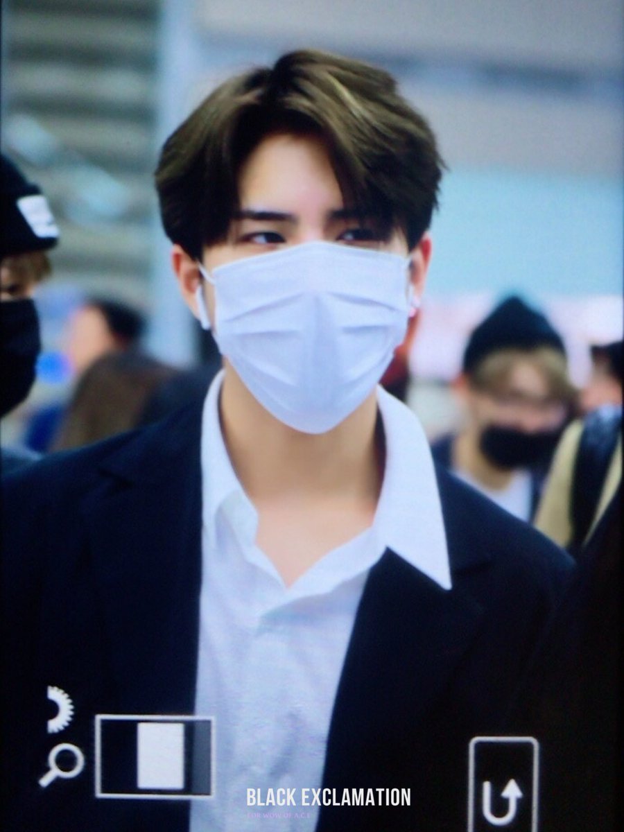 Black_Exclam's tweet photo. 181002 인공 입국
-
보고싶었어 💕
-
#김세윤 #와우 #WOW #ACE #에이스 
#김와우 #Kimsehyoon https://t.co/j21yROWJ3m