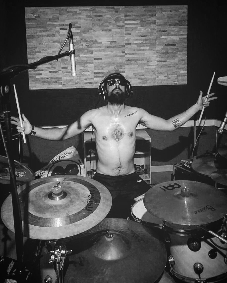 STAINEDBLOODBCN's tweet photo. Drums recording day 2. Salva with the power 🔥
#newalbum #recording #moontowerstudios #extrememetal https://t.co/3iqJXXSewV