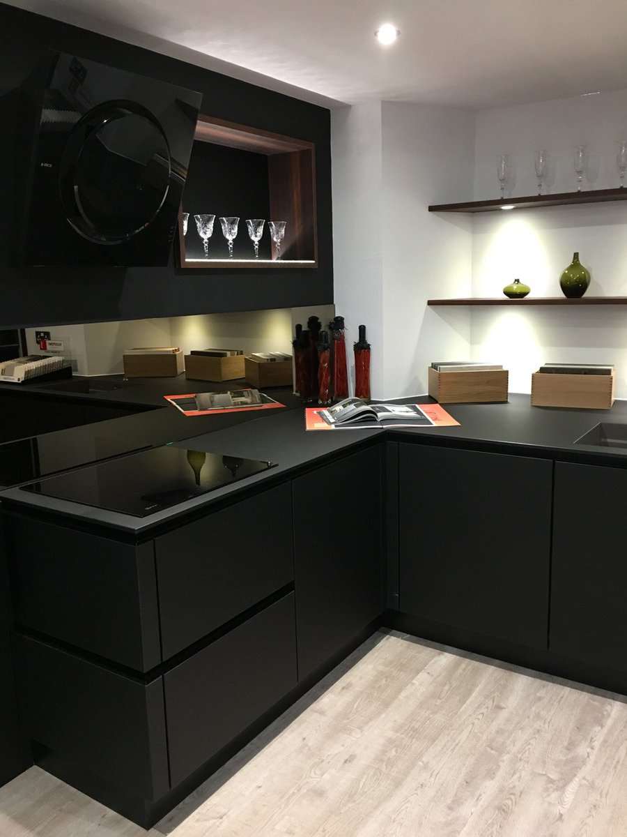 DECOGLAZE's tweet photo. Here shown @DECOGLAZE DecoMirror Bronze #mirror glass #splashback fitted in a contemporary #kitchen displayed in @ForeverSpaces Haddington showroom. #kitchendesign #interiordesign #interiordesigner #homeimprovement #home #architects #homedesign #homedecorideas #homedecoration https://t.co/xWlgLjGJg6