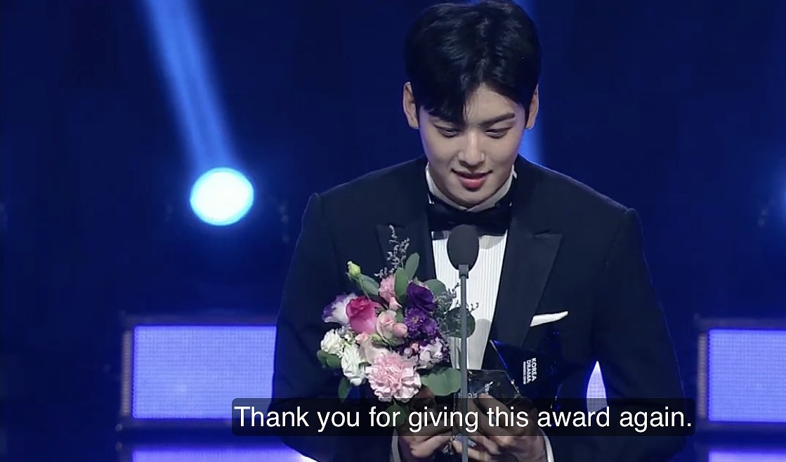 _aurorarain_'s tweet photo. Hallyu Star Award goes to #ChaEunWoo for #MyIDisGangnamBeauty and #HwangChanSung for #WhatsWrongWithSecretaryKim. ☺️👏🏼 https://t.co/DQ1HXy8hAg