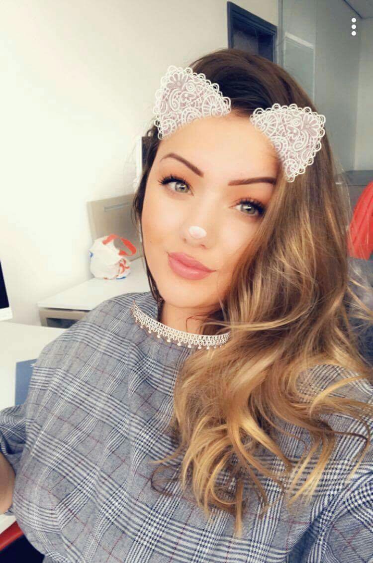 QueenChanel92's tweet photo. Keep sending my money losers!

#FinDom #efdp #paypigs #finsub https://t.co/BgbXz9YjAG