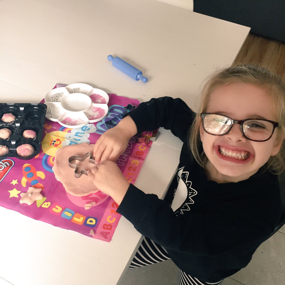 Tinker and Totsy (@tinkerandtotsy) on Twitter photo We made our own play dough this morning, it accidentally turned out flesh coloured, nice! Mummy said smile so I did this 😬 #isaidsmilenotgrimace #thisismysmilingface #showusyourteeth #cheese #wewerehopingforpinkyred #wegotfleshcoloured #misjudgedthefoodcolouring #playdough We made our own play dough this morning, it accidentally turned out flesh coloured, nice! Mummy said smile so I did this 😬 #isaidsmilenotgrimace #thisismysmilingface #showusyourteeth #cheese #wewerehopingforpinkyred #wegotfleshcoloured #misjudgedthefoodcolouring #playdough