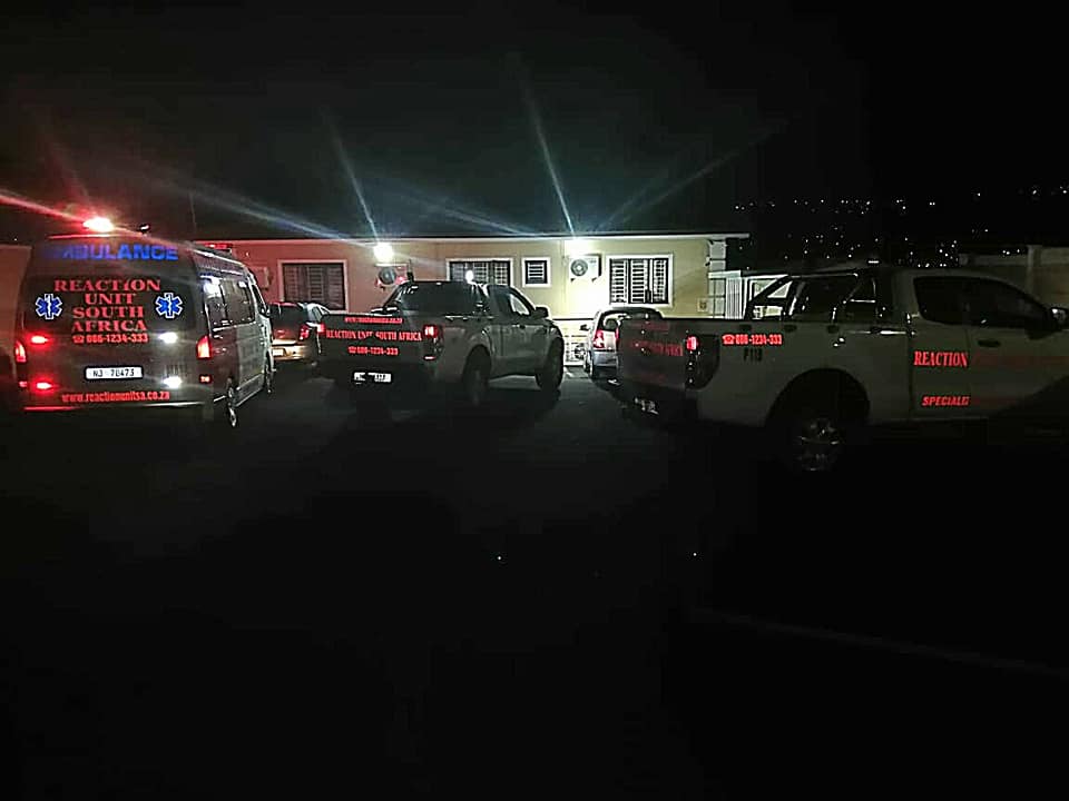 _ArriveAlive's tweet photo. Woman found dead in a Guest Lodge in Palmview https://t.co/JMThGhwUG6 #ArriveAlive #ReactionUnit https://t.co/tykBzPvjc7