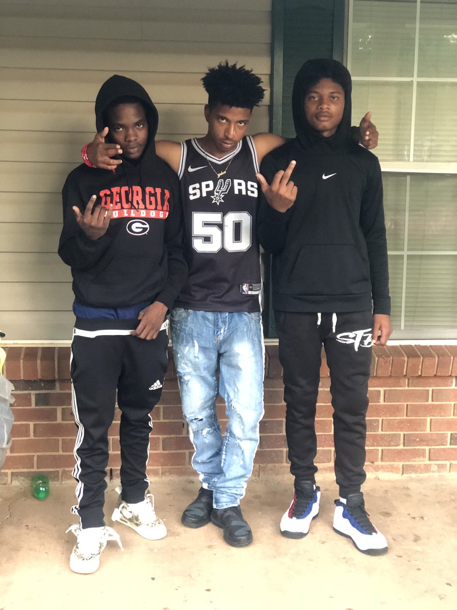 QuanNeal0's tweet photo. free my young nigga smoke https://t.co/KGdPKjwuRO