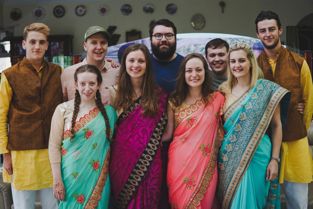 asialinkesp's tweet photo. Nuestro equipo de @histmakers han tenido una gran oportunidad durante el verano en India y por toda Asia.
  Estamos muy agradecidos por este sin numero de oportunidades de  compartir el evangelio y servir a la iglesia en Asia, compartir con  niños y creyentes locales. https://t.co/LEReixdOug