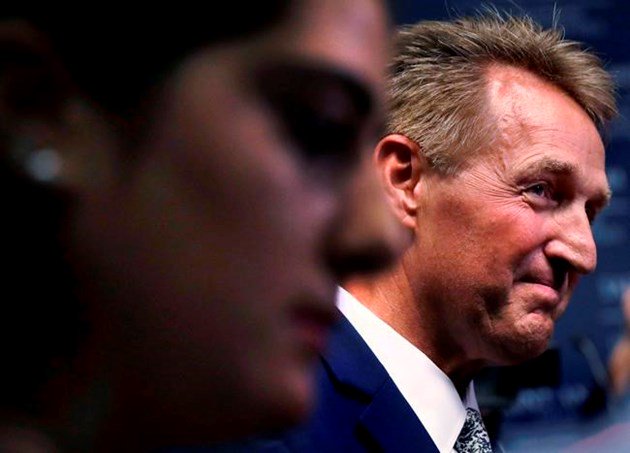 Democrats' new tack: Go hard after Kavanaugh's credibility: bit.ly/2DMfyo4 https://t.co/vqhTEA2iPt