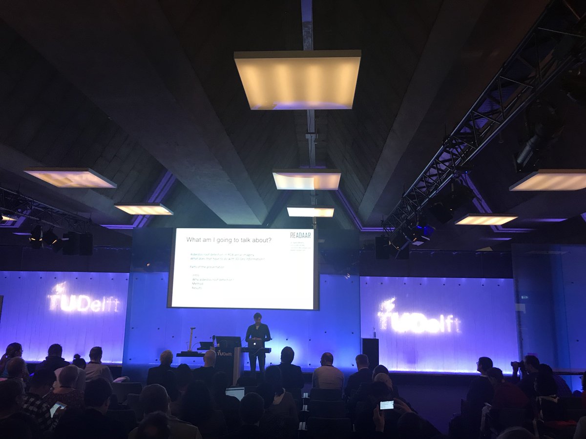 jantienstoter's tweet photo. Presentation of @sven_briels from Readaar about Asbestos Roof Detection at #3DGeoInfo @3ddelft2018 https://t.co/Ga1fwqDo8g