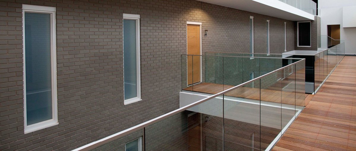 Q-railing España tweet media