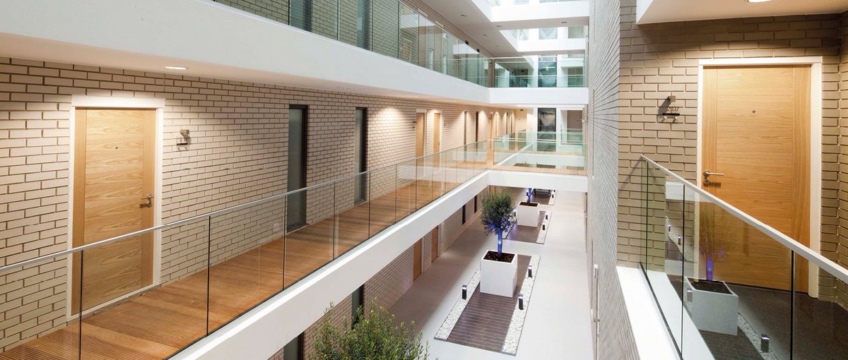 Q-railing España tweet media