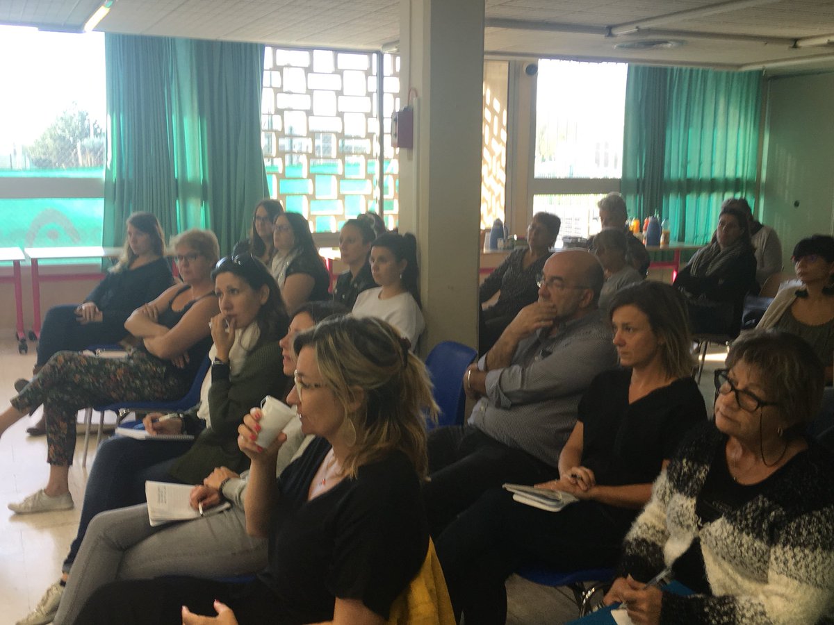 criscarrasco72's tweet photo. @EoviMcd @GroupeAesio Synergie entre reseaux #agences et #entreprises avec la #prevention pour les salaries de l association #Adamal a salon de pce ! une reussite pour le bien de nos adherents https://t.co/xF1Iih4vtA