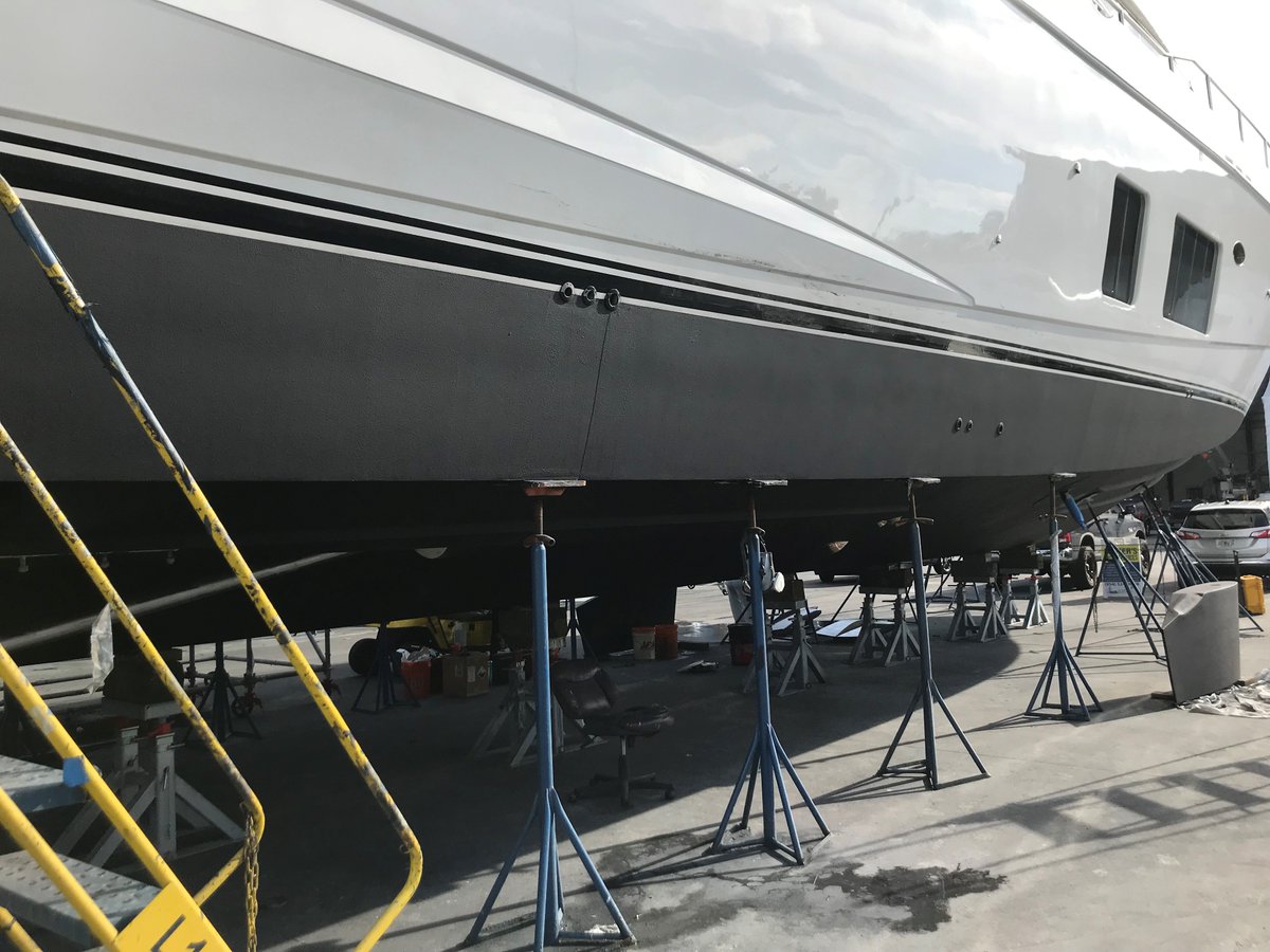 SeaHawkEurope's tweet photo. Projects: @FostersYacht Services finish the 92’ #Princess Motor #Yacht "Lady Cape" on the hard @lmcboatyard #Florida #USA. The team applied a @seahawkpaints system: 2 coats AF-33 and 2.5 coats Biocop-TF dual-biocide coating. Good job!

#Ablative @_PrincessYachts @lmcboatyard https://t.co/FqNtkIXdOD