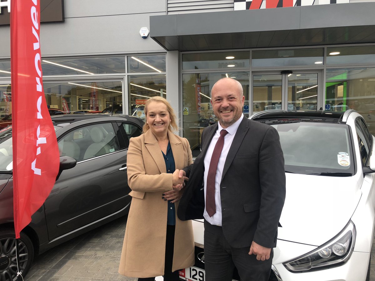 Here is customer Mrs Quayle collecting her brand new i30 1.4T-GDi DCT Tourer from Sales Executive Dave Mason.

Everyone at Motor Mall Isle of Man wishes them many happy miles in their new car. #Happyhandover