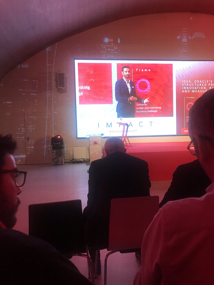 agustin13's tweet image. En #Oracle la innovación es una disciplina. Enrique Martín en #OracleImpactSP