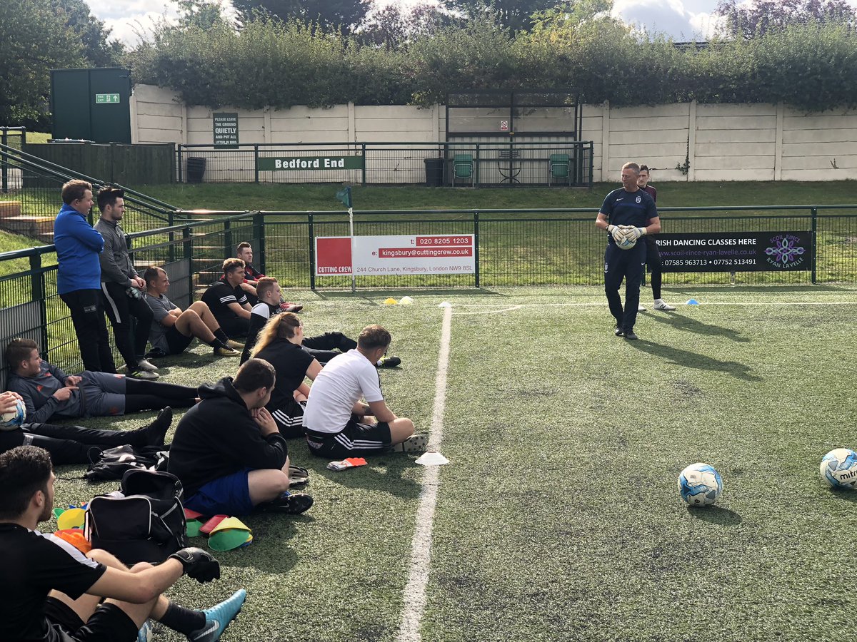 coachdarren's tweet photo. Day 1 of FA Goalkeeping Level 1 course for our @ucfbuk students. Massive thank you to @LondonFA for supporting our coach development here at @ucfbuk https://t.co/mmcFDu8MVT