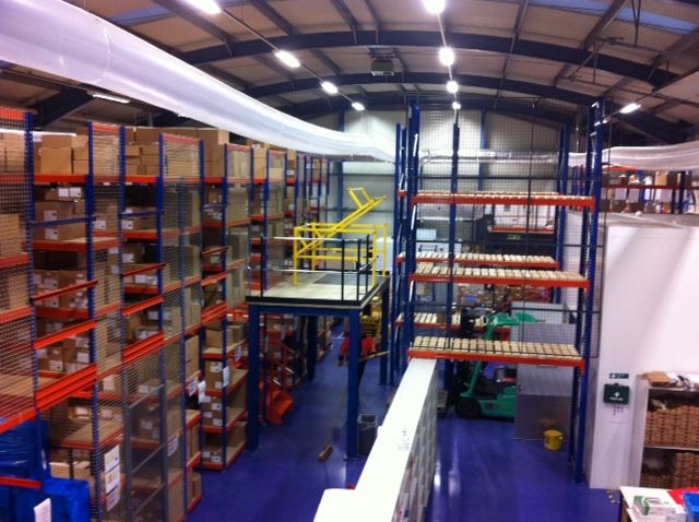 EngineeredSols's tweet image. Specials Laboratory approached us in 2013 with a request to design a modular two-tier facility to expand their pick, pack and sort operations. Take a look at what we did! bit.ly/2MnOT5a